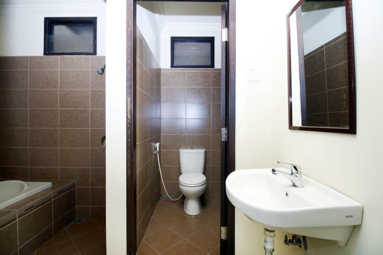 Safina Inn Syariah Sekupang Batam Luaran gambar