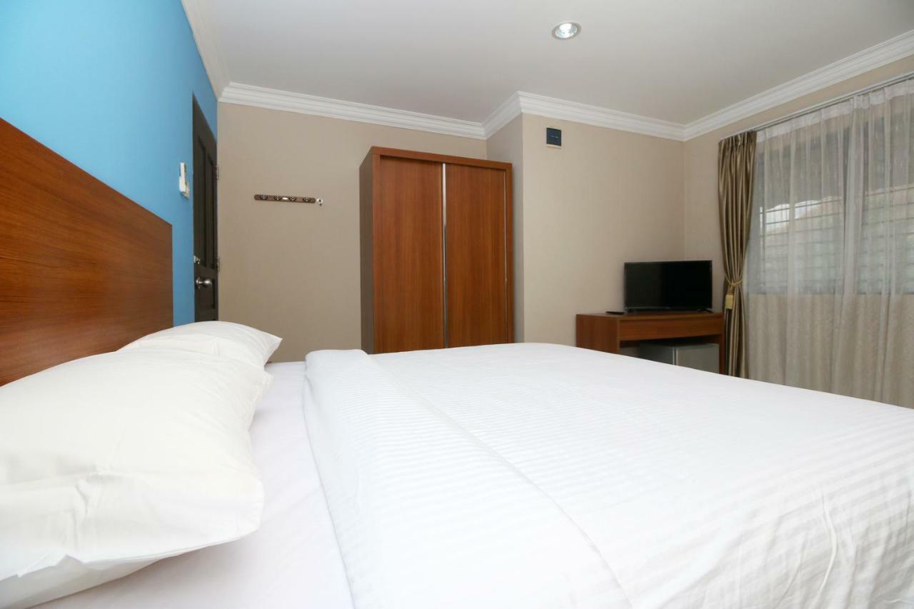 Safina Inn Syariah Sekupang Batam Luaran gambar