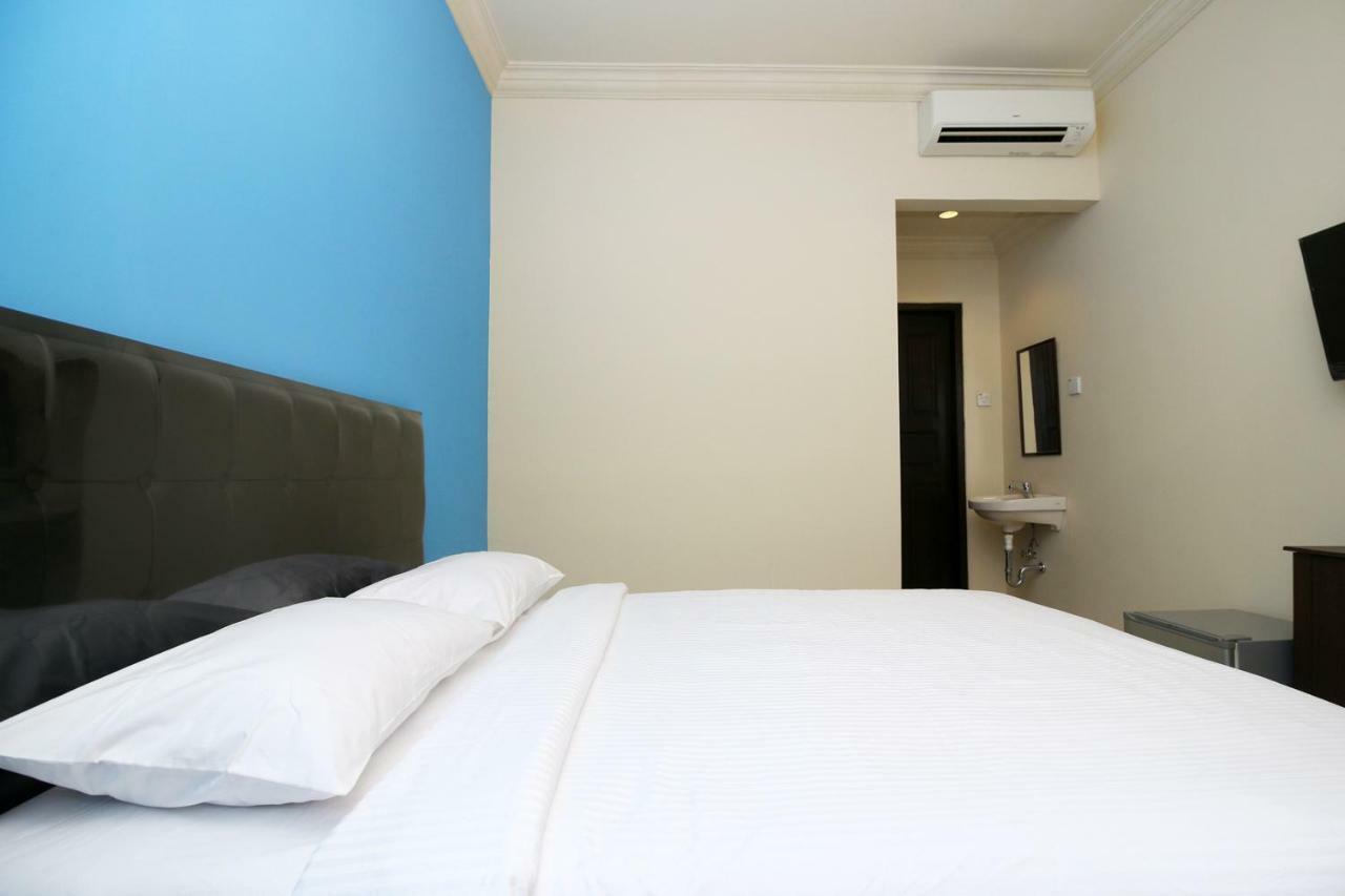 Safina Inn Syariah Sekupang Batam Luaran gambar