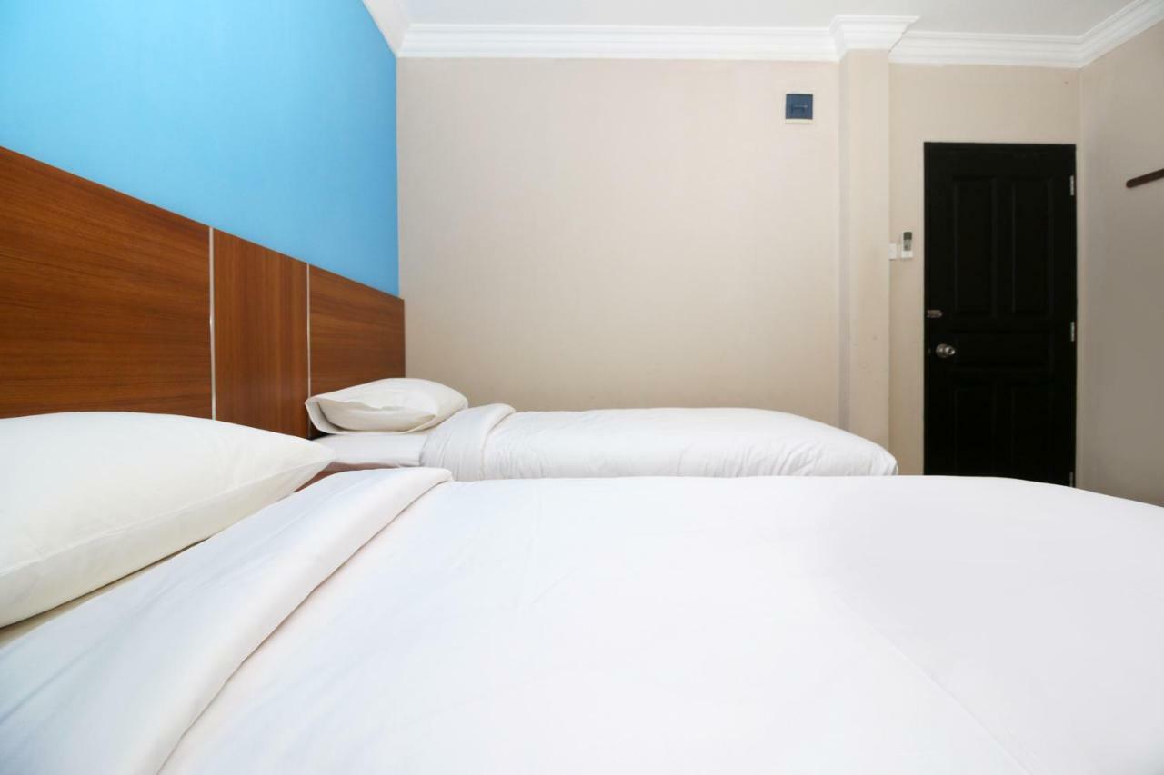 Safina Inn Syariah Sekupang Batam Luaran gambar