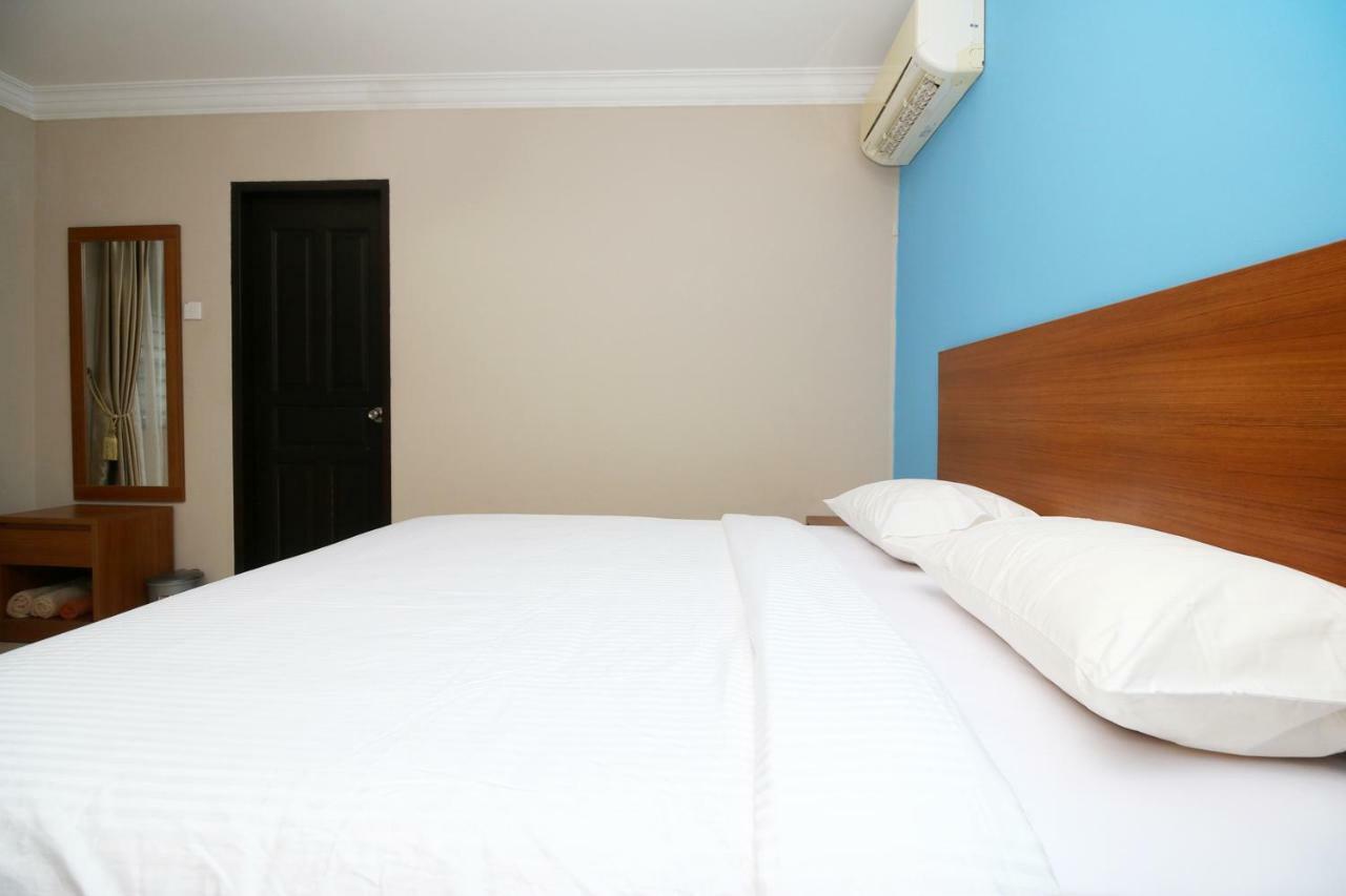 Safina Inn Syariah Sekupang Batam Luaran gambar