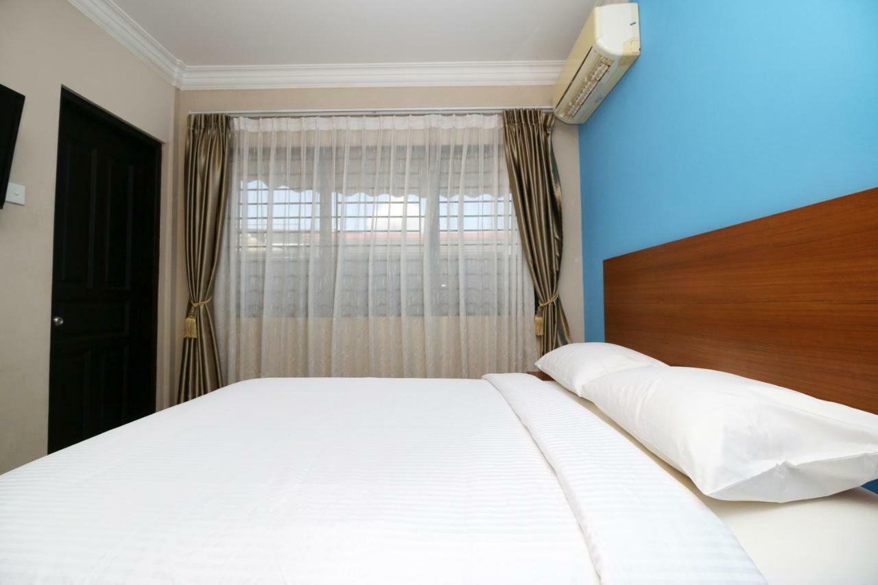 Safina Inn Syariah Sekupang Batam Luaran gambar